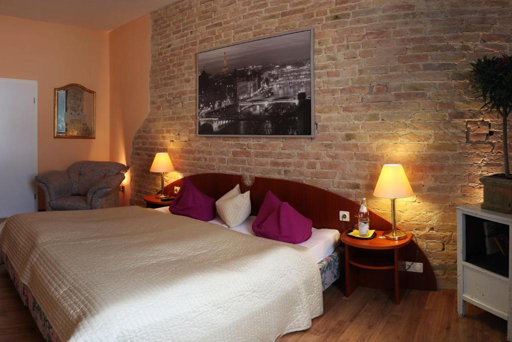 Berliner Hof Otel Dallgow-Doeberitz Oda fotoğraf